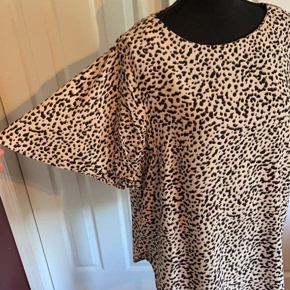 NWOT H&M Leopard Blouse Size 14 - Picture 2 of 3